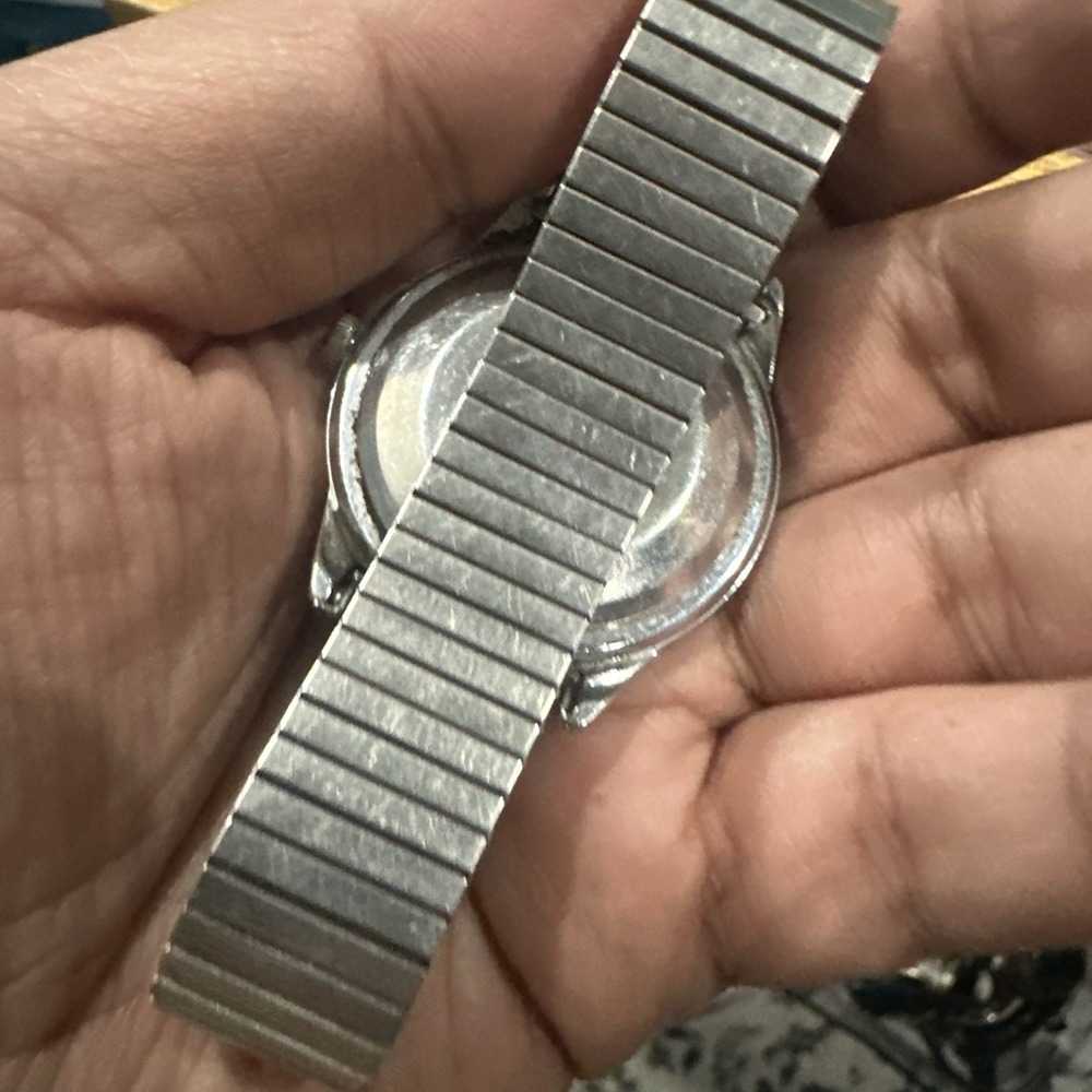 Works 1979 Vintage Timex Automatic Day Date Silver-Tone Mens Watch 38mm Fit 8in - Picture 6 of 9
